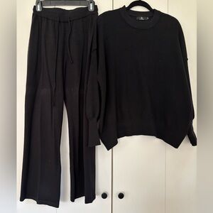 Black Women's Knit Set - Sweater and Pants